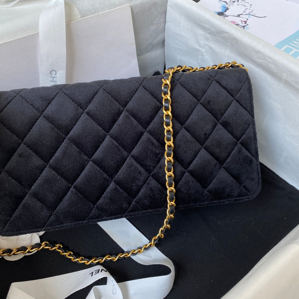 ＣＨＮＥＬSHOULDER BAG RED/BLUE/BLACK