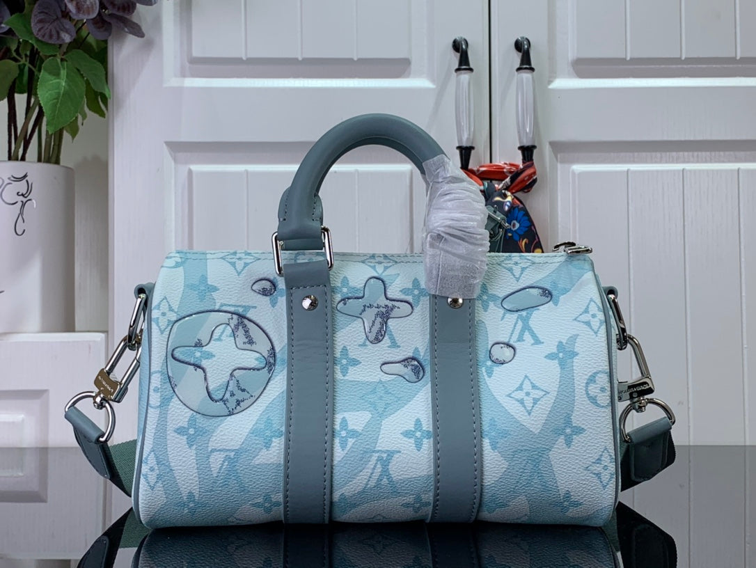 ＬＳ ＶＴＴＯＮ KEEPALL BANDOULIÈRE 25