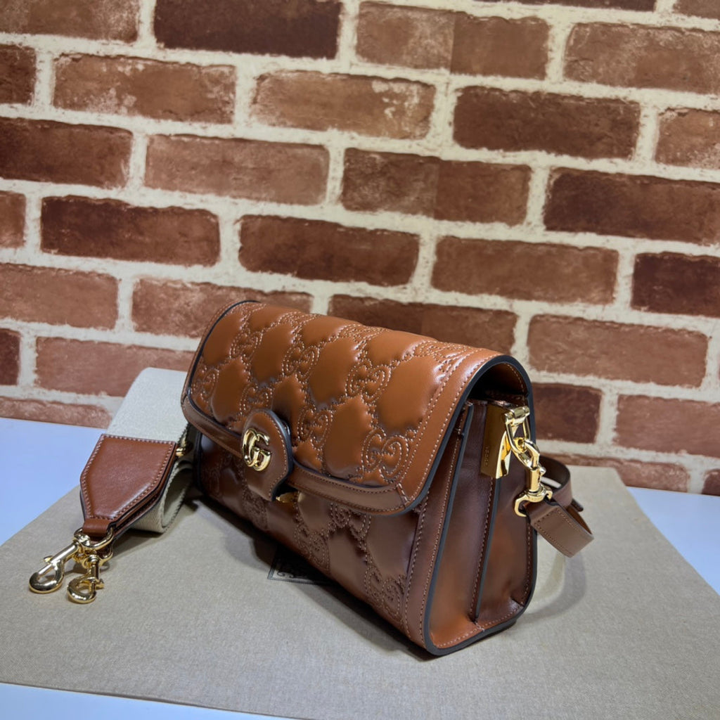 ＧＣＣＩGG MATELASSE BAG BROWN