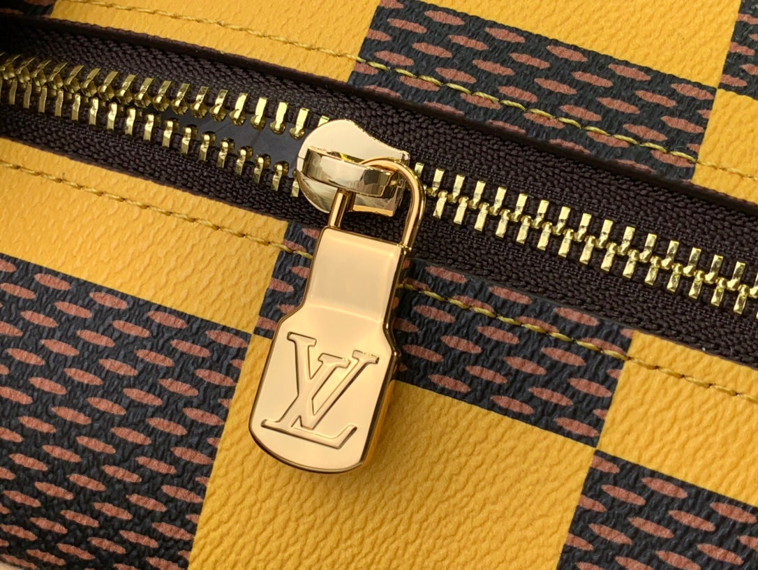 ＬＳ ＶＴＴＯＮ LOCKER DOPP KIT