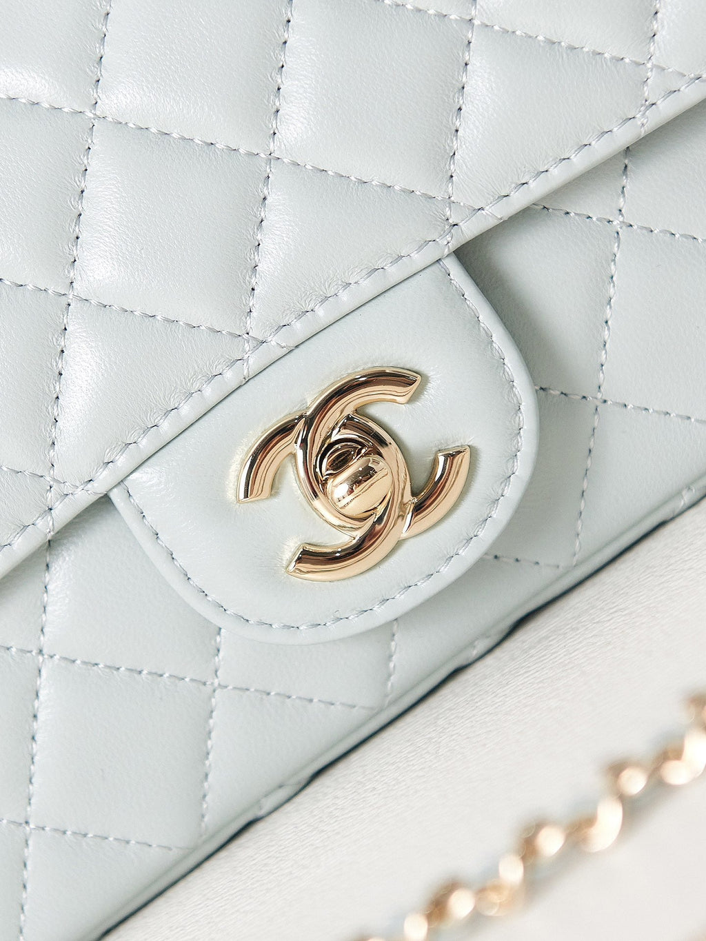 ＣＨＮＥＬSHOULDER BAG BABY BLUE