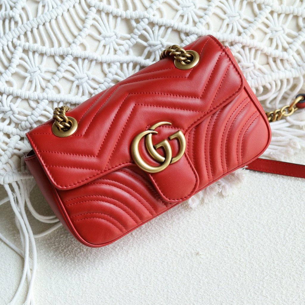 ＧＣＣＩGG MARMONT SMALL SHOULDER BAG RED