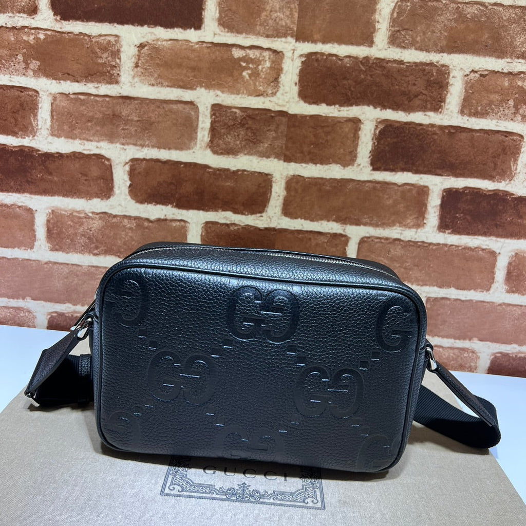 ＧＣＣＩMEN INTERLOCKING G CROSSBODY BAG BLACK