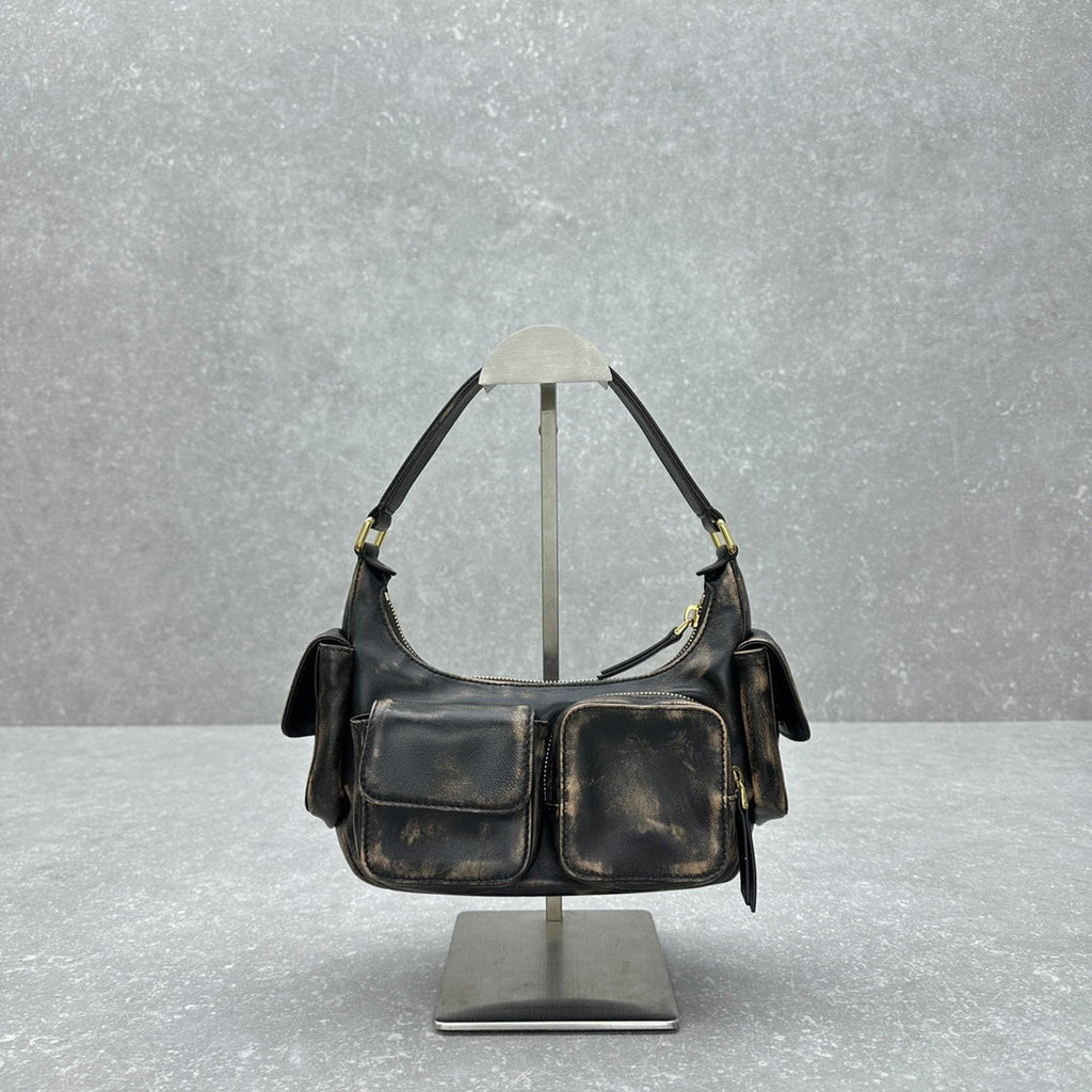 ＭＩ ＭＵ NAPPA LEATHER POCKET BAG COFFE