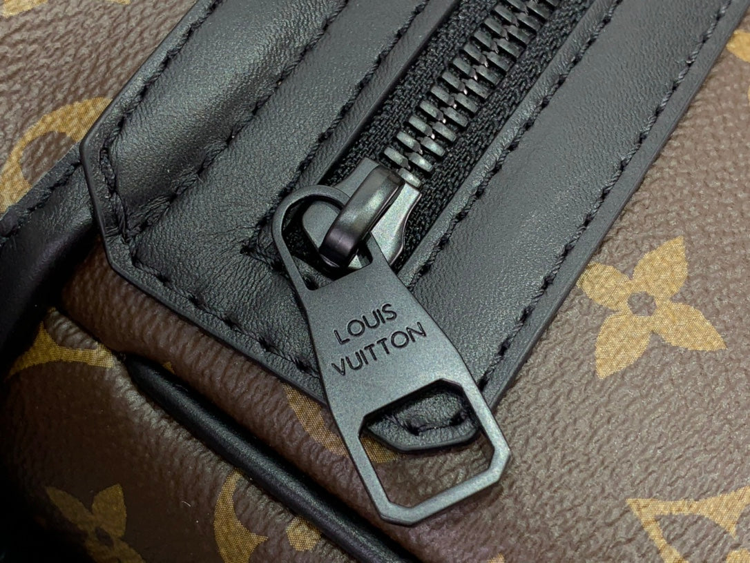 ＬＳ ＶＴＴＯＮ TRAIL MESSENGER