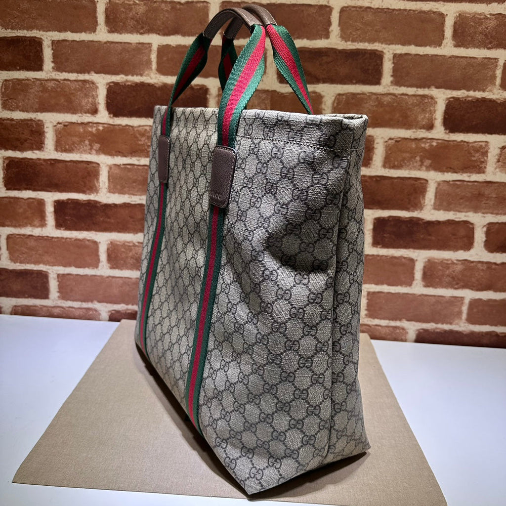 ＧＣＣＩGG CANVAS TOTE BAG