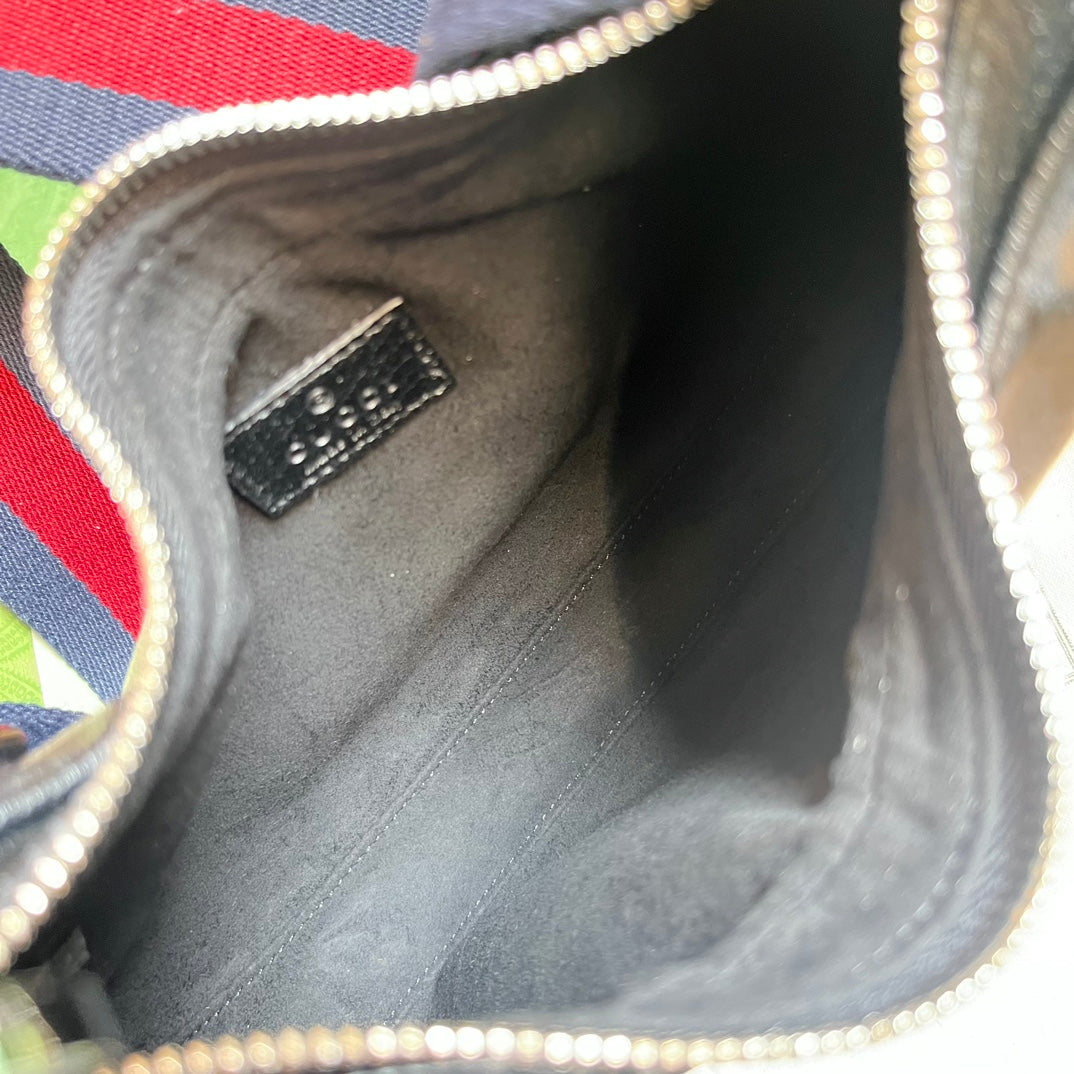 ＧＣＣＩATTACHE SMALL SHOULDER BAG