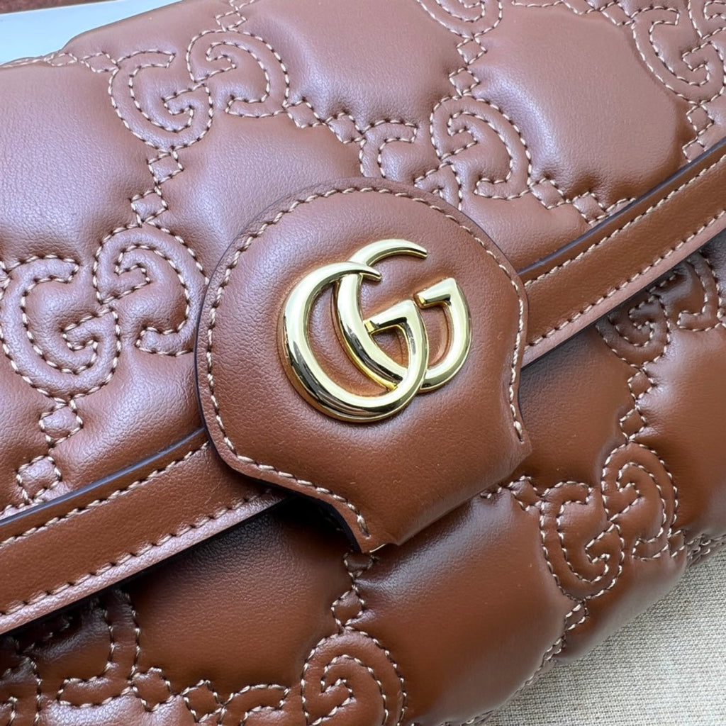ＧＣＣＩGG MATELASSE BAG BROWN
