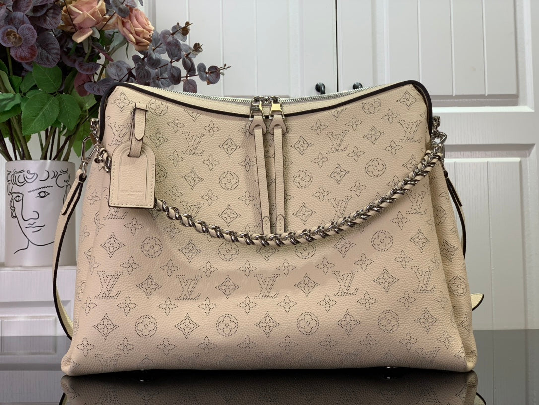 ＬＳ ＶＴＴＯＮ MAHINA HAND IT ALL MM BLACK/BEIGE/CREME