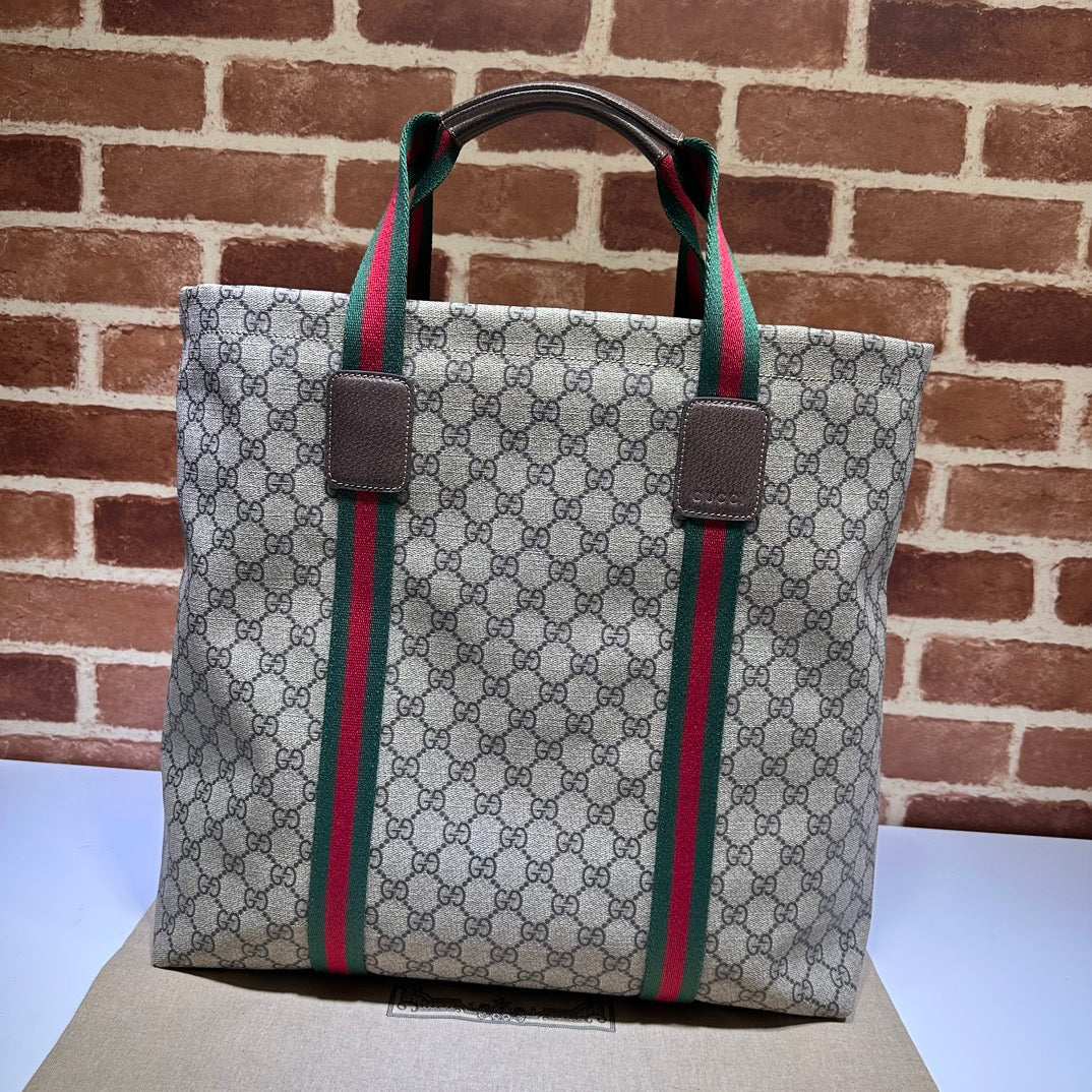 ＧＣＣＩGG CANVAS TOTE BAG