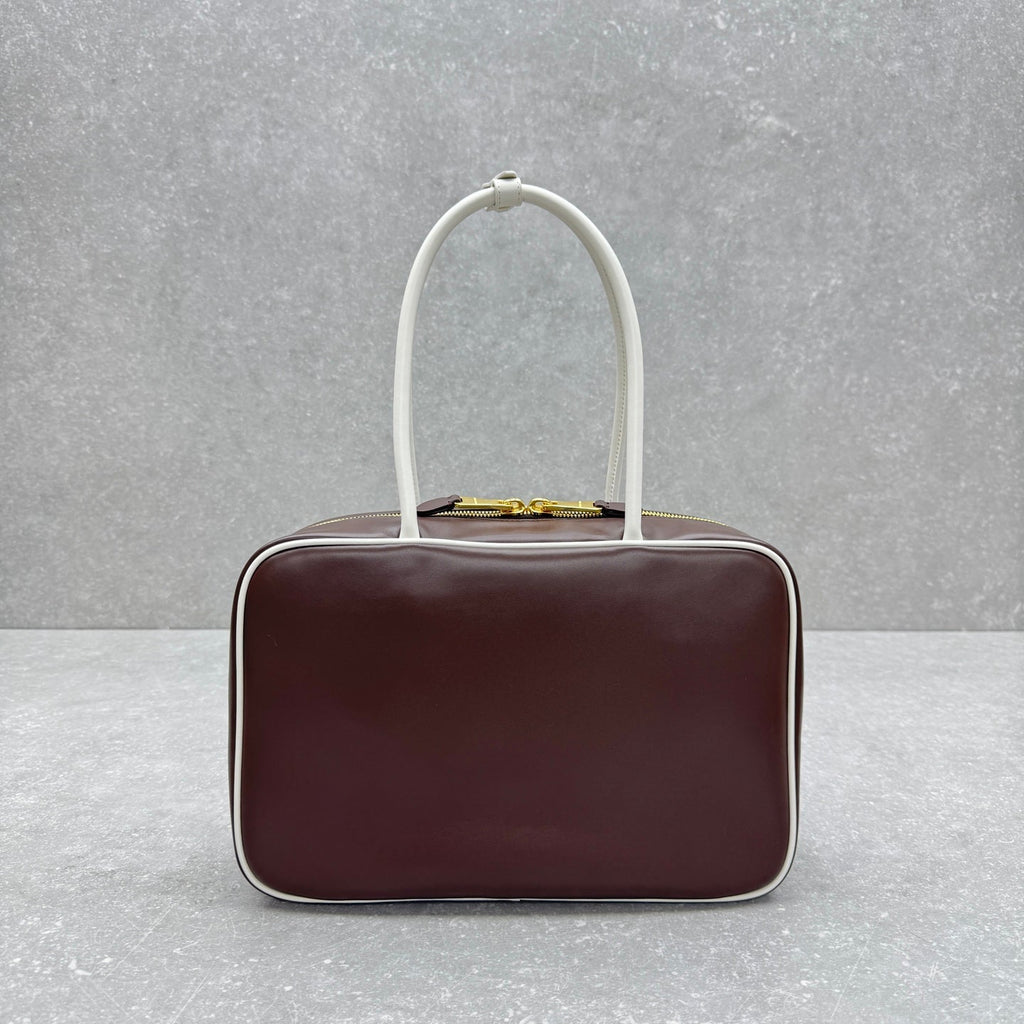 ＭＩ ＭＵ MATELASSÉ NAPPA LEATHER BAG DARK BROWN
