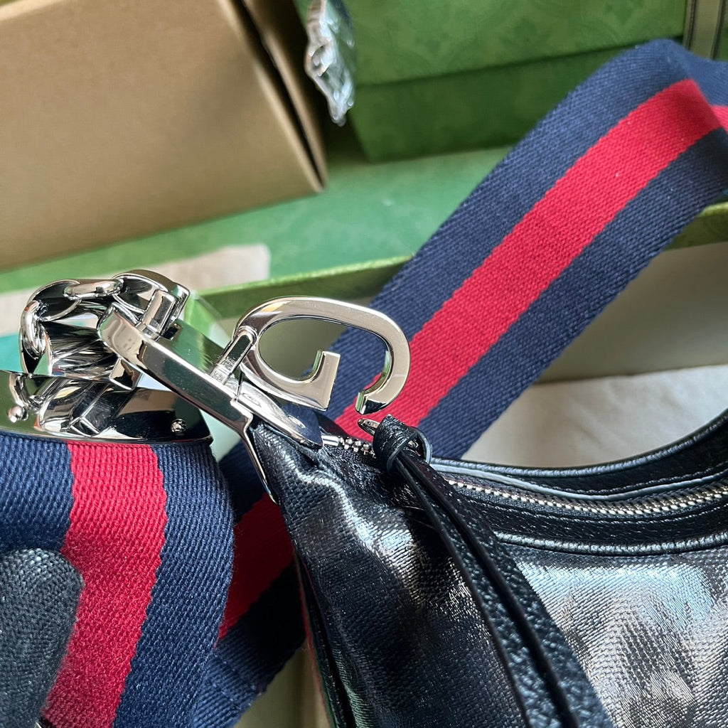 ＧＣＣＩATTACHE SMALL SHOULDER BAG