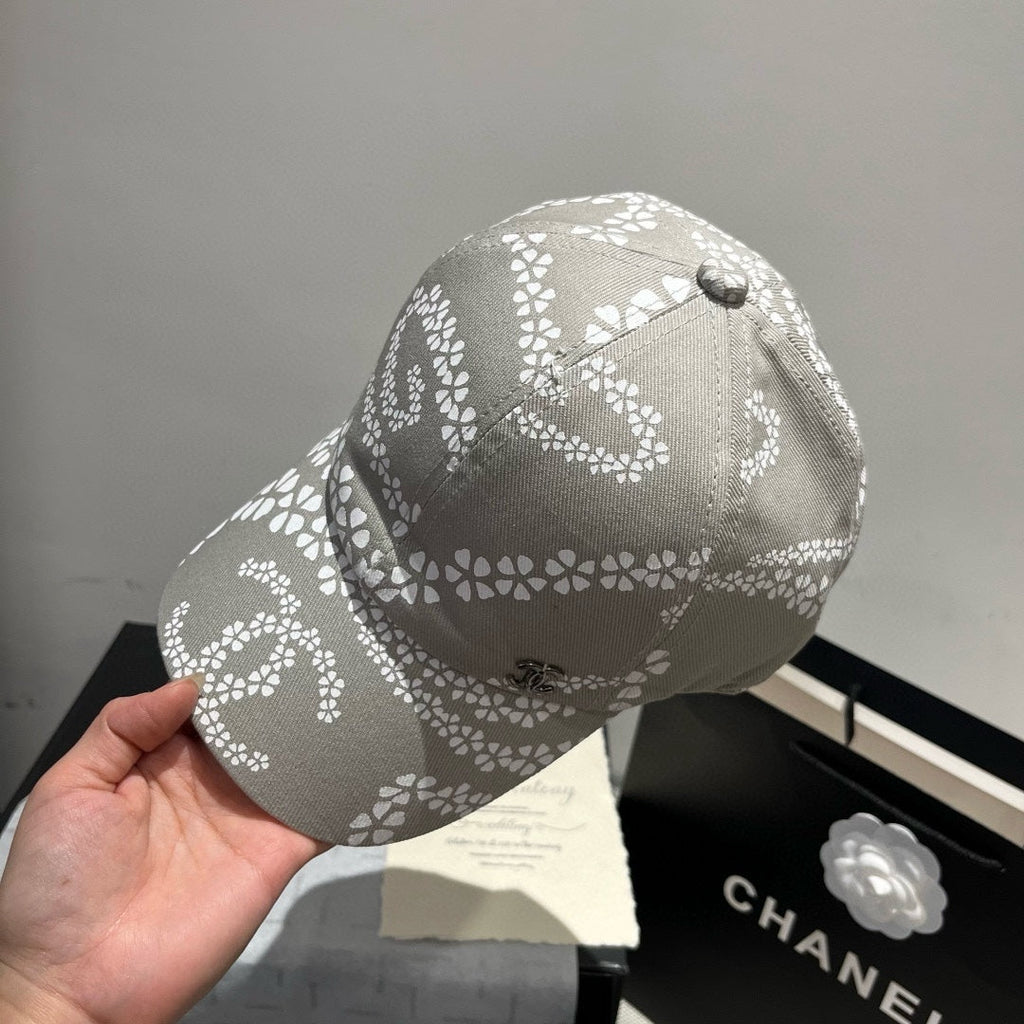 BASEBALL HAT LIGHT TAUPE WHITE PATTERN 674030