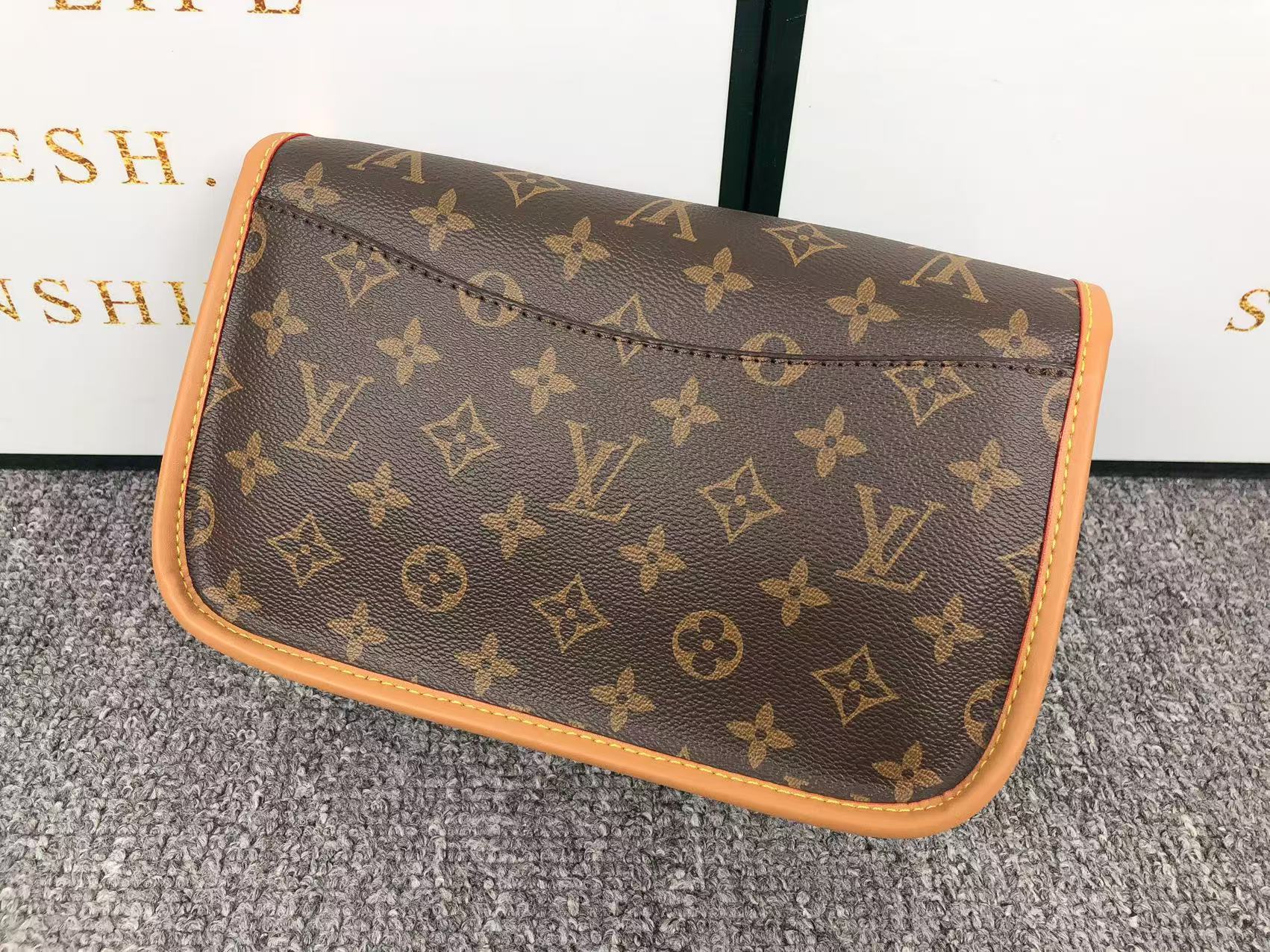 ＬＳ ＶＴＴＯＮ DIANE SATCHEL BAG BROWN