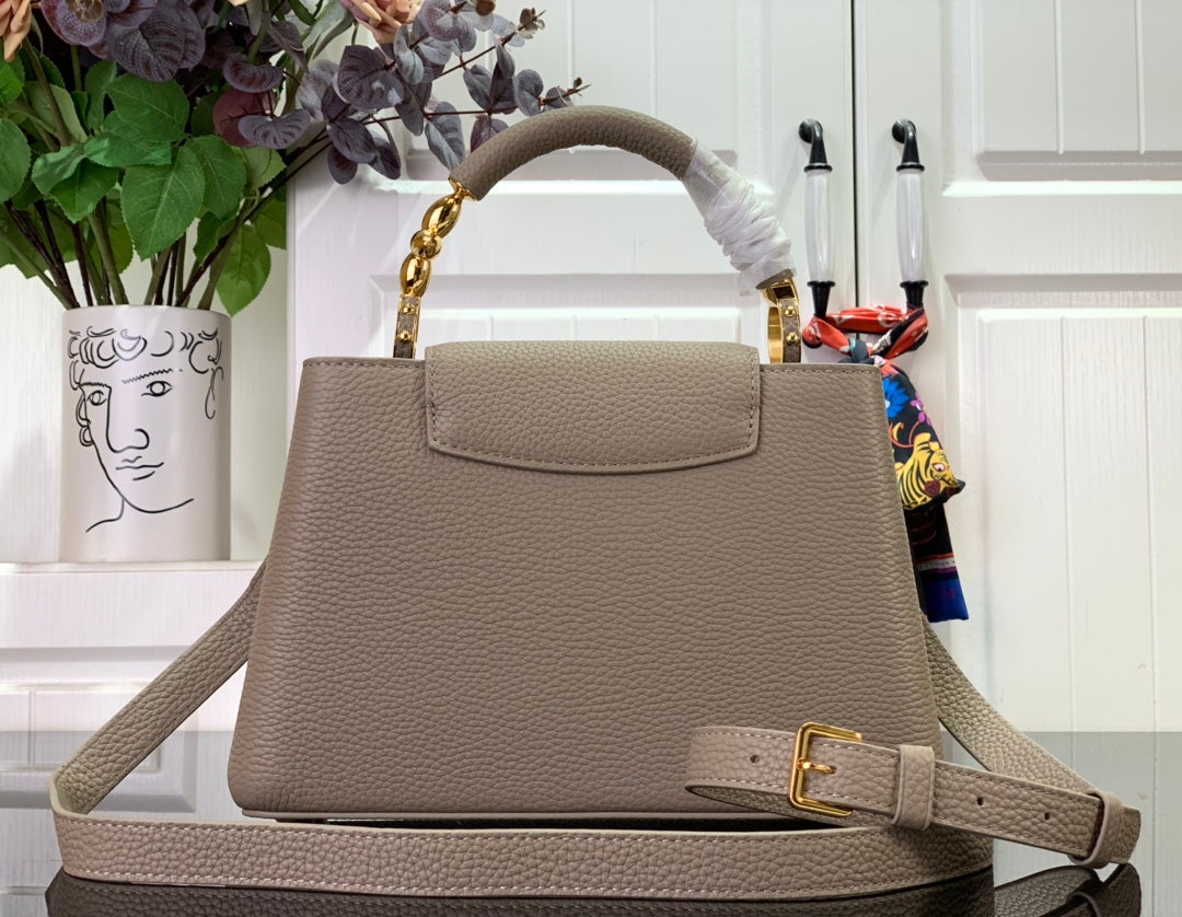 ＬＳ ＶＴＴＯＮ CAPUCINES BB MINI BLACK/UMBER/CREME