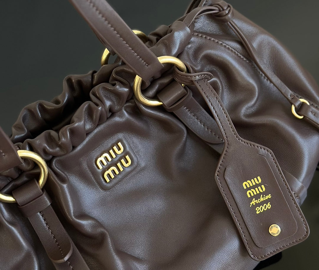 ＭＩ ＭＵ JOIE NAPPA LEATHER BAG BRIARWOOD