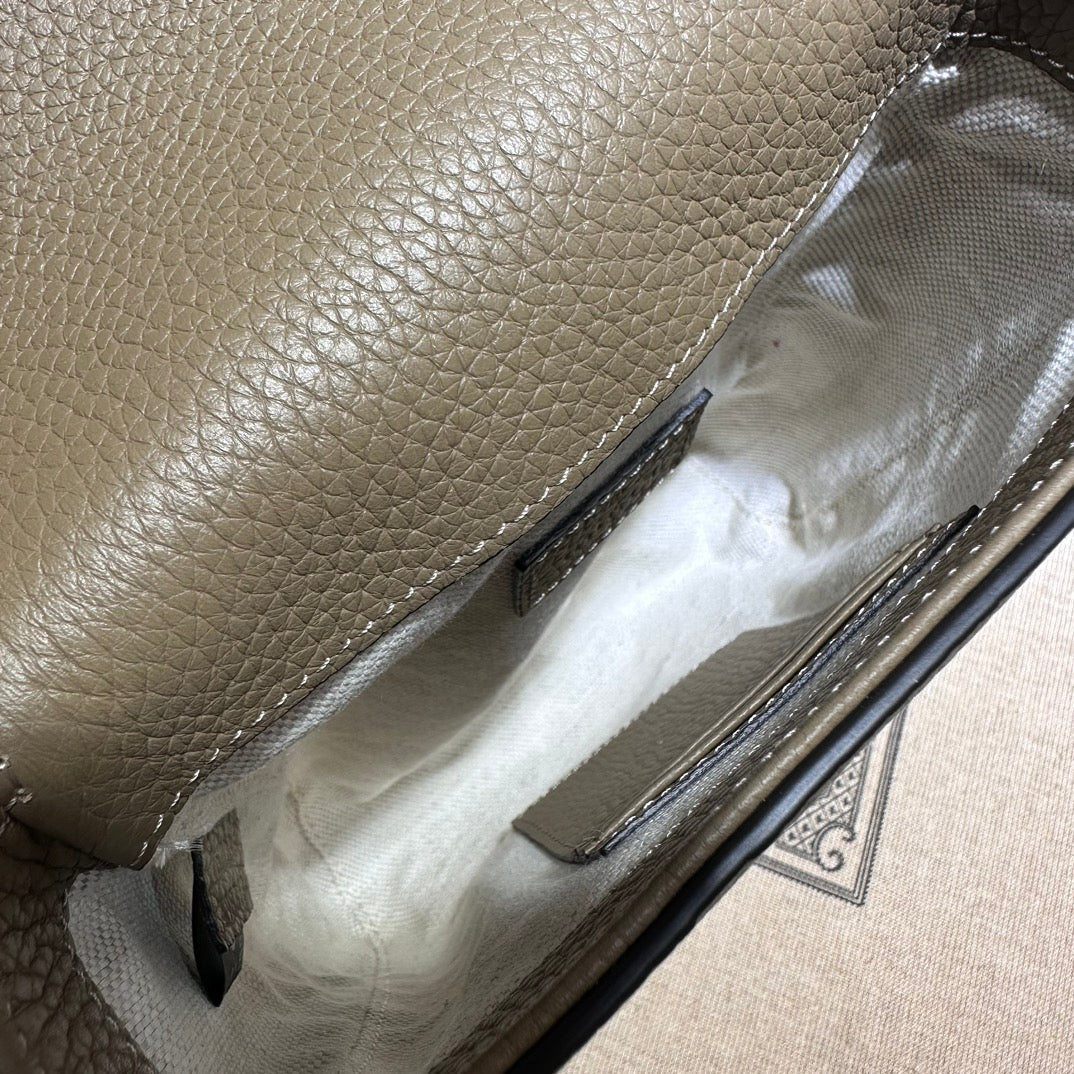 ＧＣＣＩJUMBO GG SMALL MESSENGER BAG BEGIE