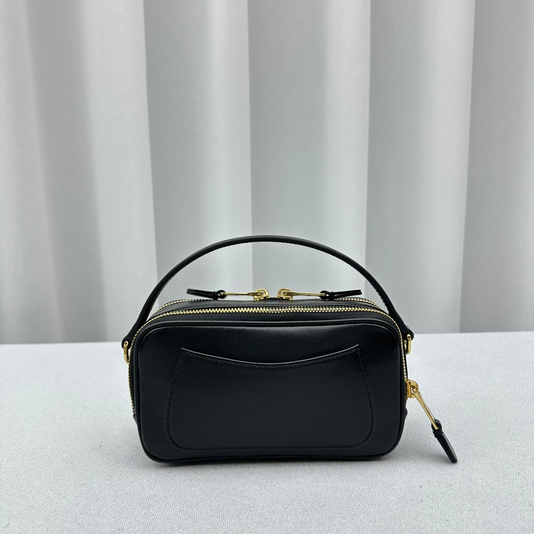 ＭＩ ＭＵ ARCADIE LEATHER BAG BLACK