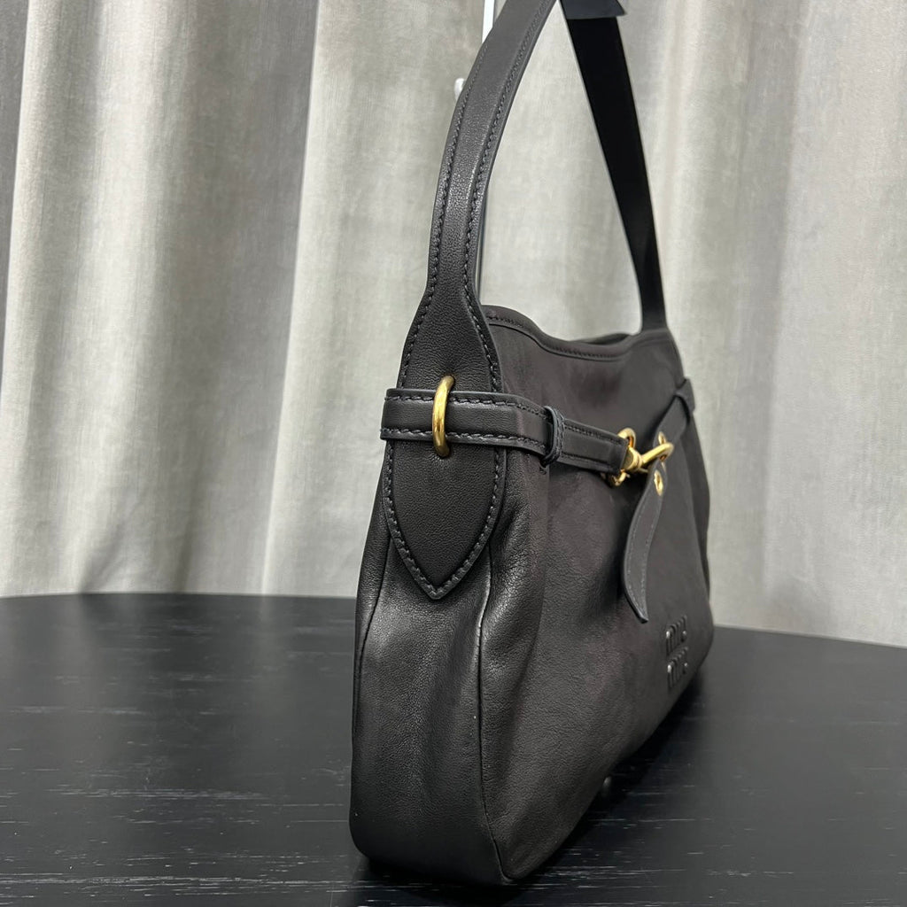 ＭＩ ＭＵ AVENTURE NAPPA LEATHER BAG