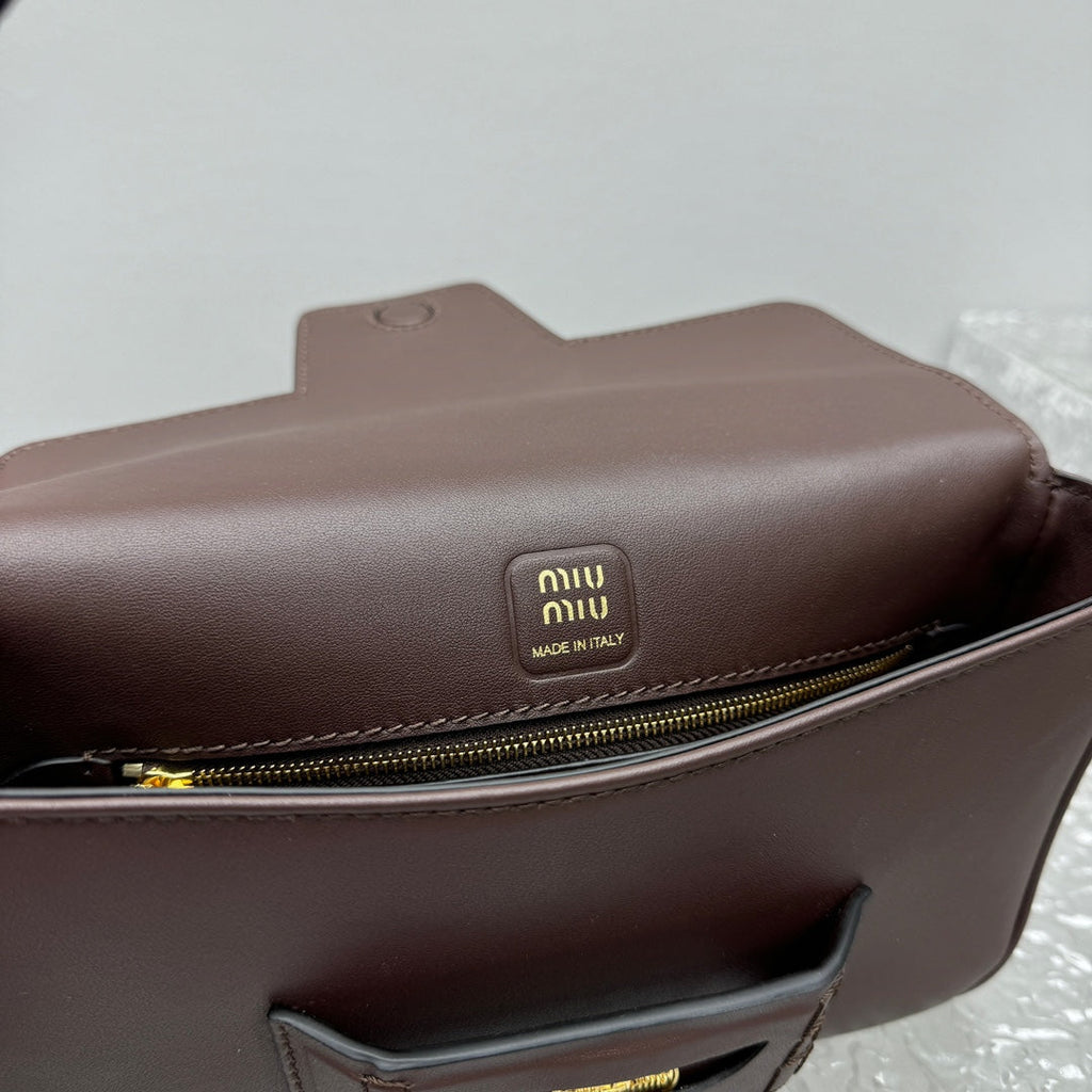 ＭＩ ＭＵ PENNY NAPPA LEATHER SHOULDER BAG BRIARWOOD