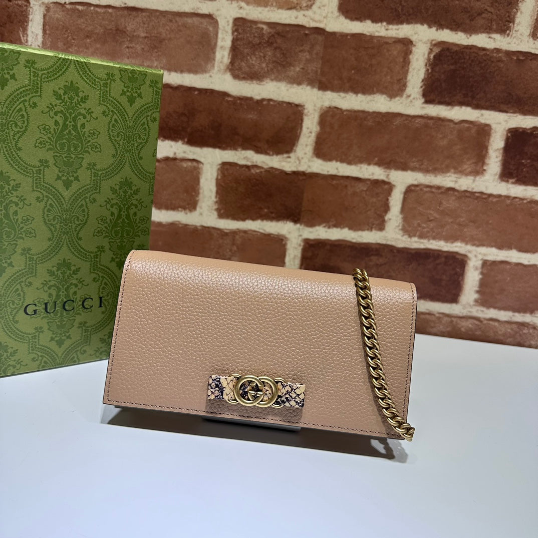 ＧＣＣＩMARMONT BLACK LEATHER WALLET ON CHAIN BROWN