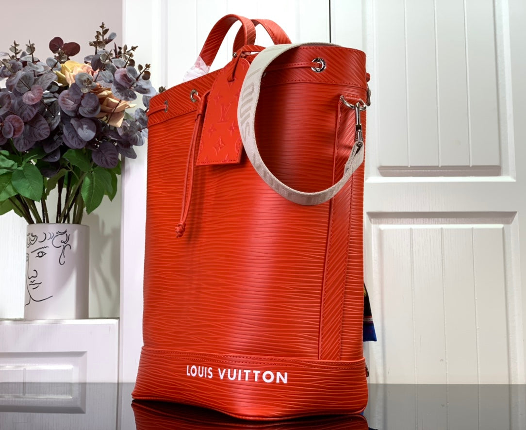 ＬＳ ＶＴＴＯＮ MAXI NOÉ SLING RED