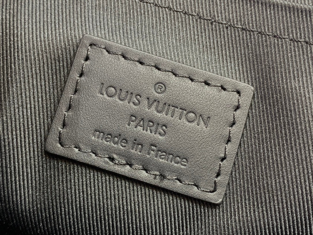 ＬＳ ＶＴＴＯＮ STEAMER PM BLACK