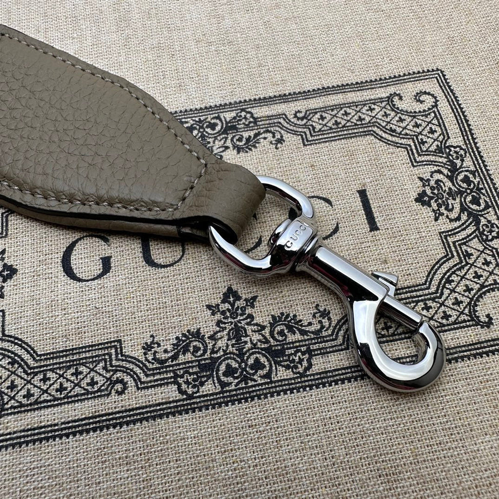 ＧＣＣＩGG JUMBO SMALL SLINGBAG BEGIE