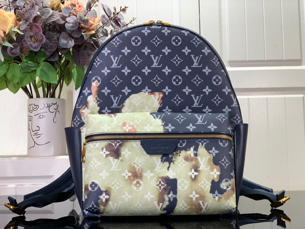 ＬＳ ＶＴＴＯＮ BACKPACK
