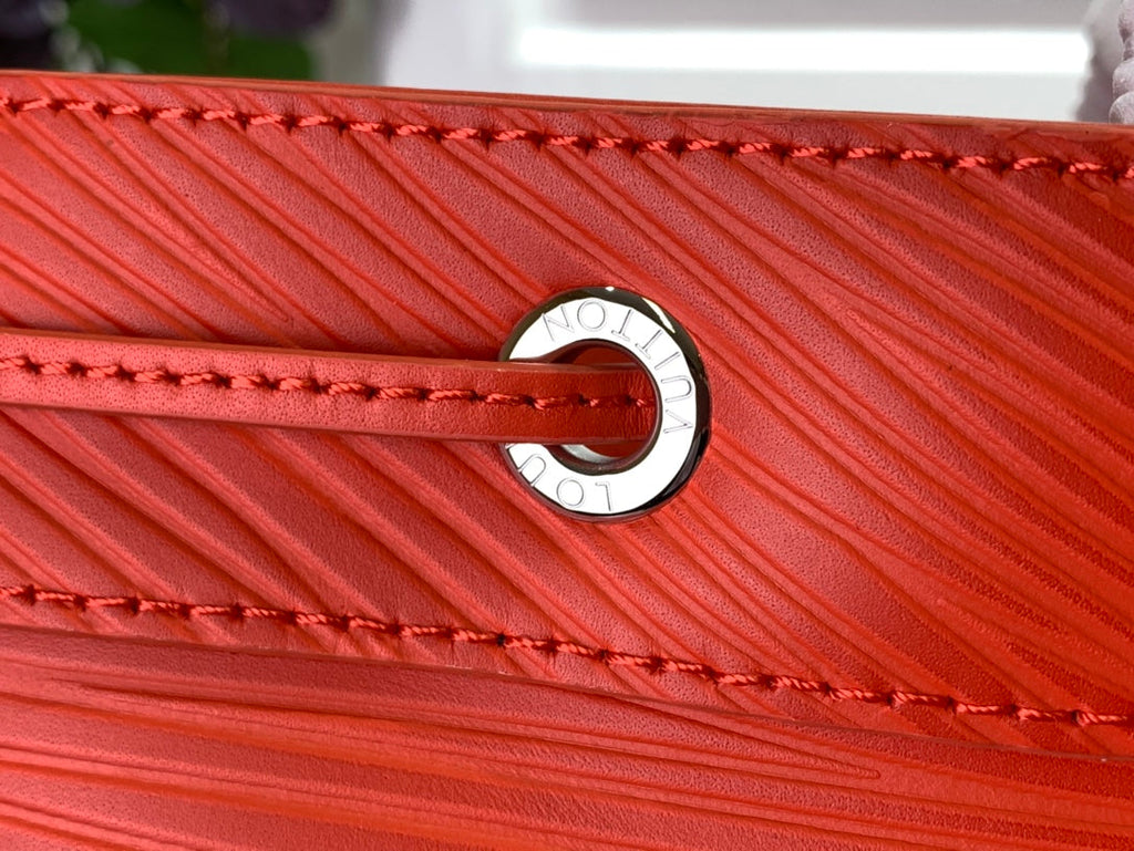 ＬＳ ＶＴＴＯＮ MAXI NOÉ SLING RED