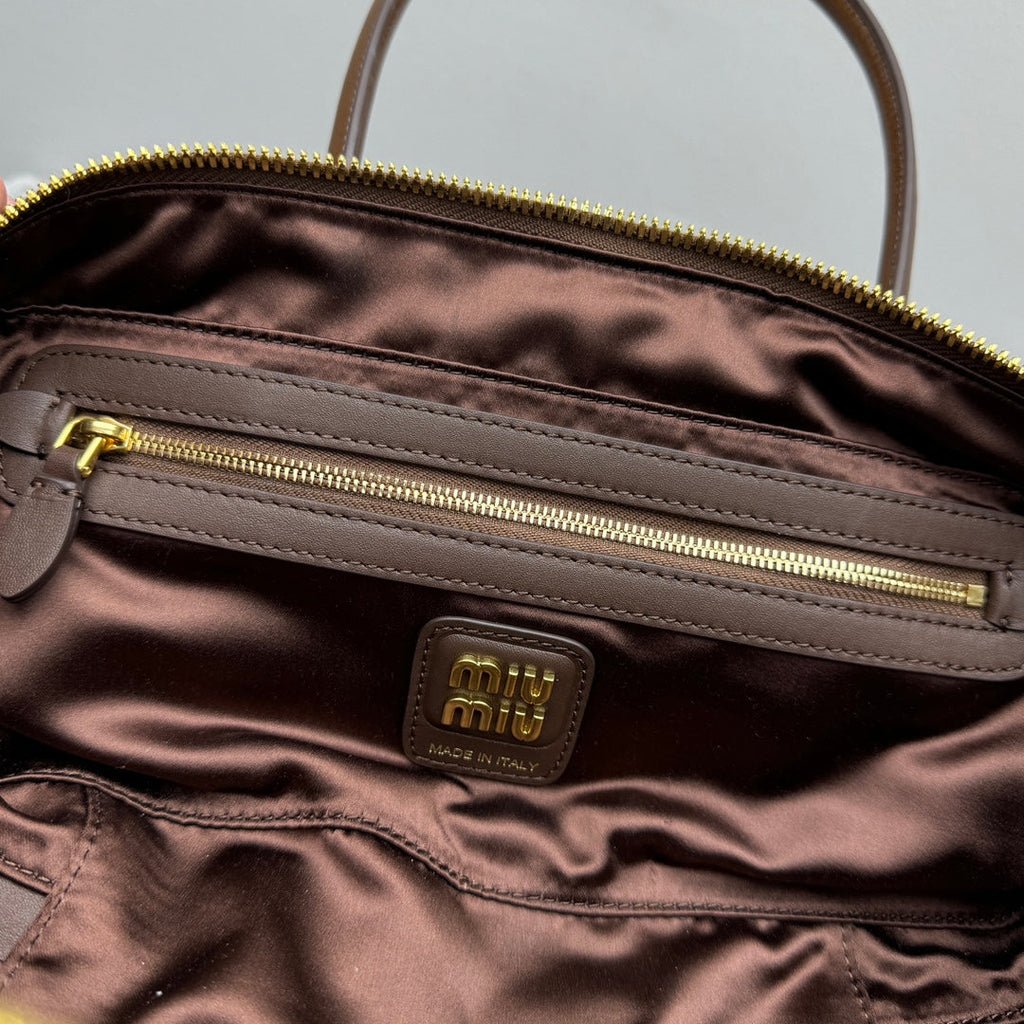ＭＩ ＭＵ BEAU NAPLAK PATENT LEATHER BAG PALISANDER
