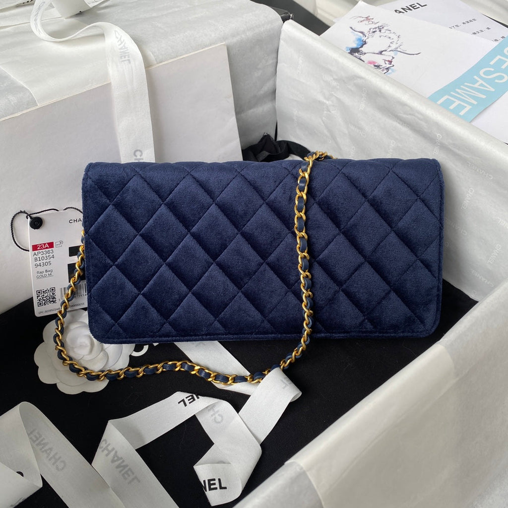 ＣＨＮＥＬSHOULDER BAG RED/BLUE/BLACK