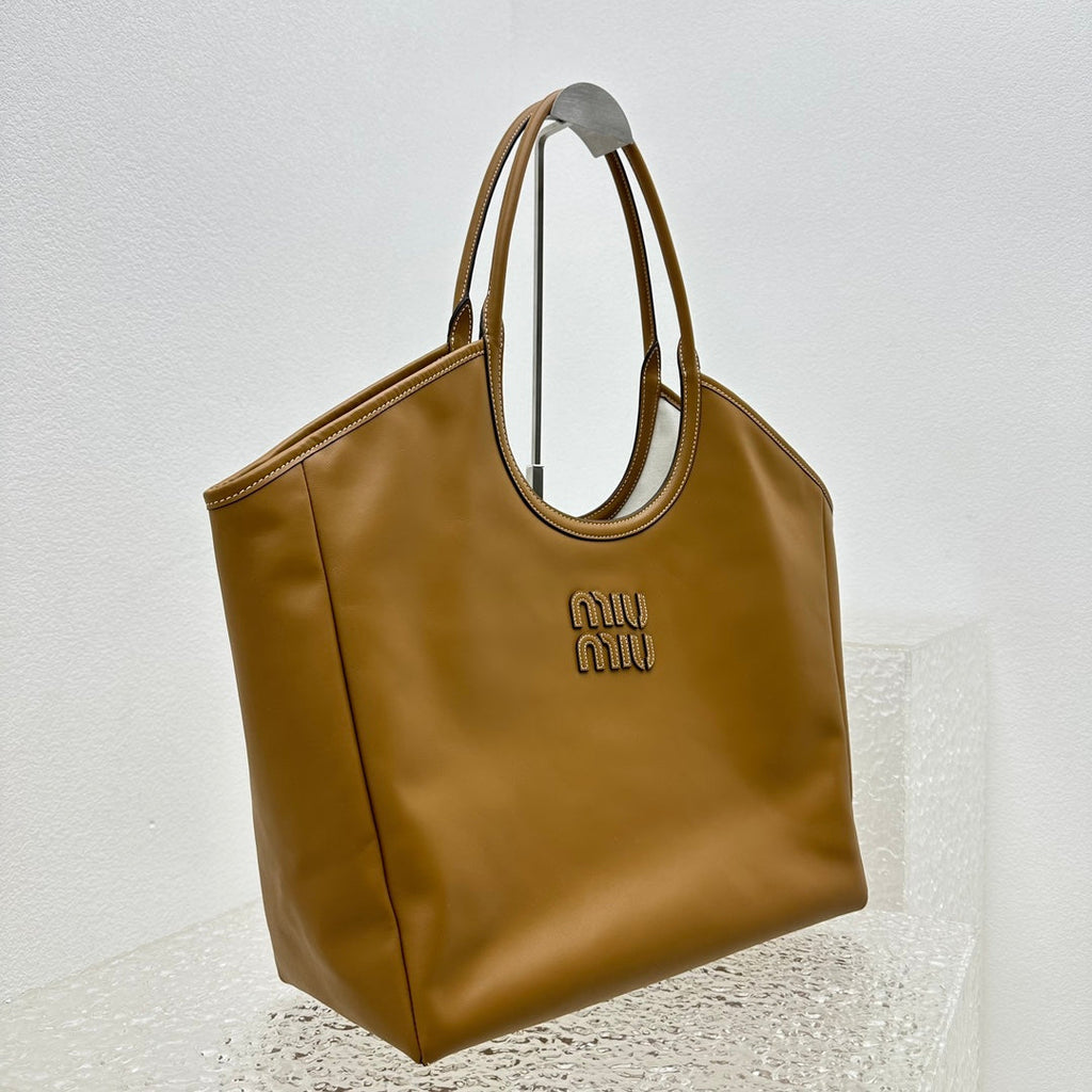 ＭＩ ＭＵ  IVY LEATHER BAG COGNAC