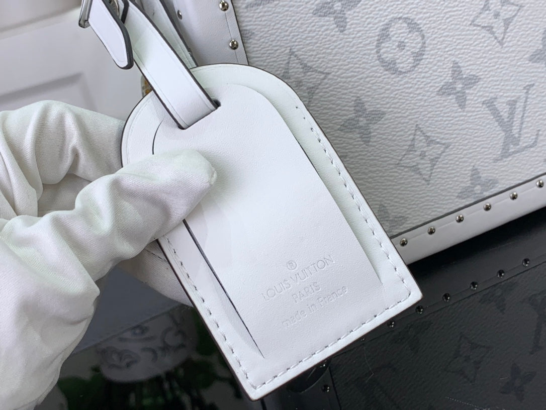 ＬＳ ＶＴＴＯＮ  CLUTCH BOX WHITE/BLUE/GREEN