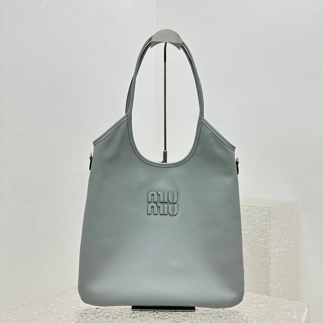 ＭＩ ＭＵ IVY LEATHER BAG CORNFLOWER