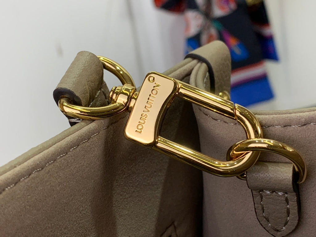 ＬＳ ＶＴＴＯＮ ONTHEGO PM LIGHT BROWN