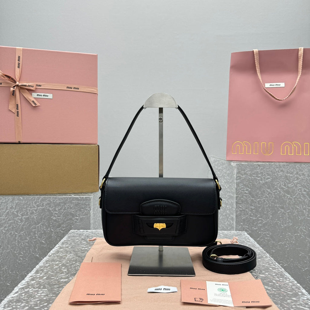 ＭＩ ＭＵ PENNY NAPPA LEATHER SHOULDER BAG BLACK