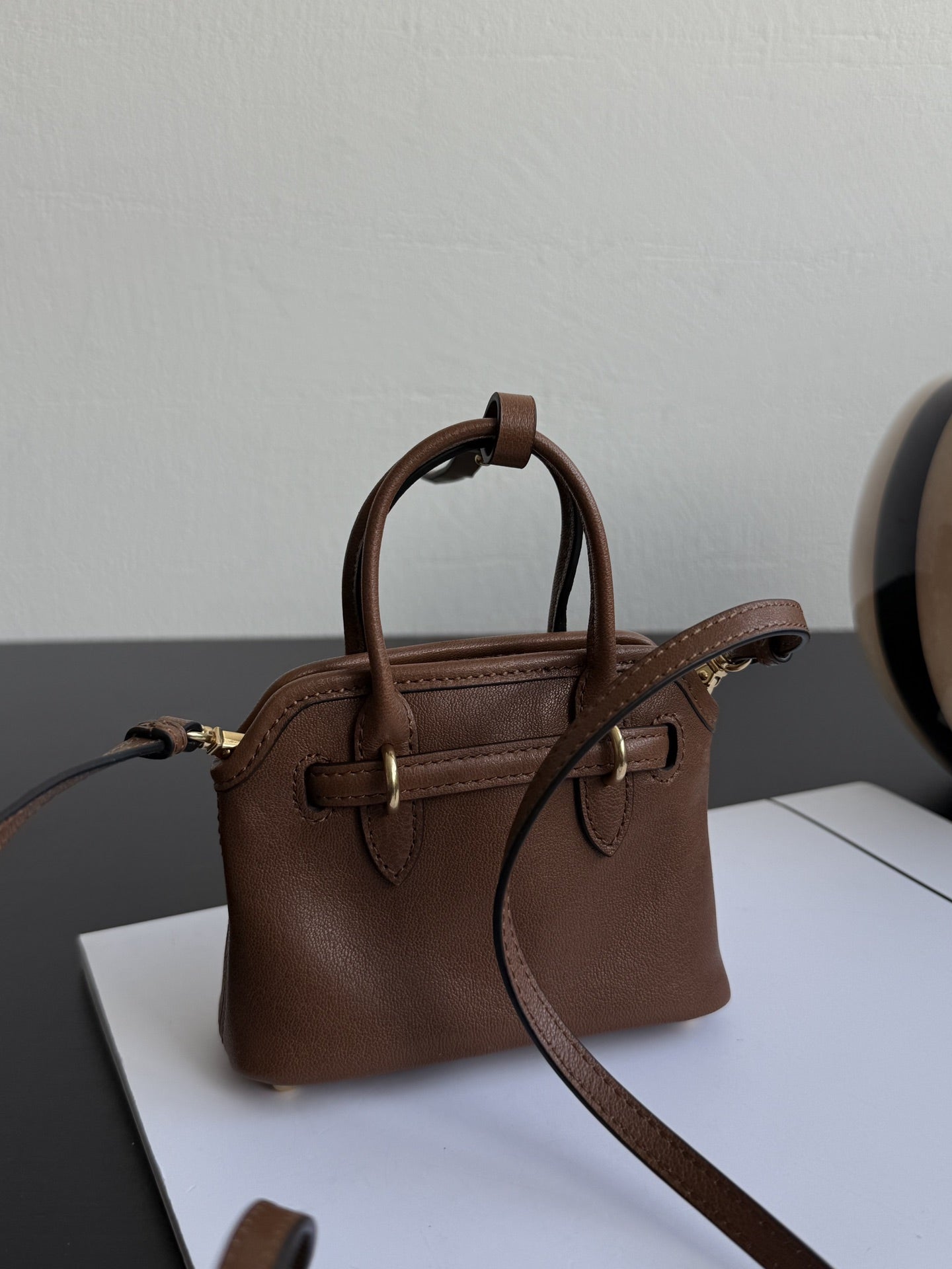 ＭＩ ＭＵ LEATHER TRICK MICRO OAK