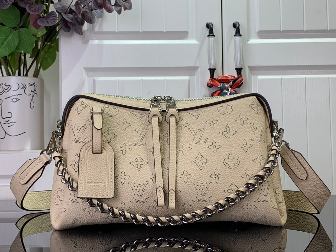 ＬＳ ＶＴＴＯＮ MAHINA HAND IT ALL BLACK/BEIGE/CREME