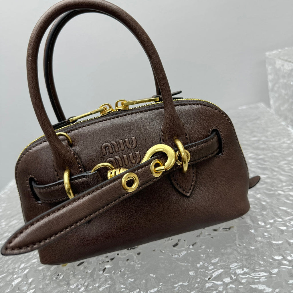 ＭＩ ＭＵ AVENTURE MINI NAPPA LEATHER BAG BRIARWOOD