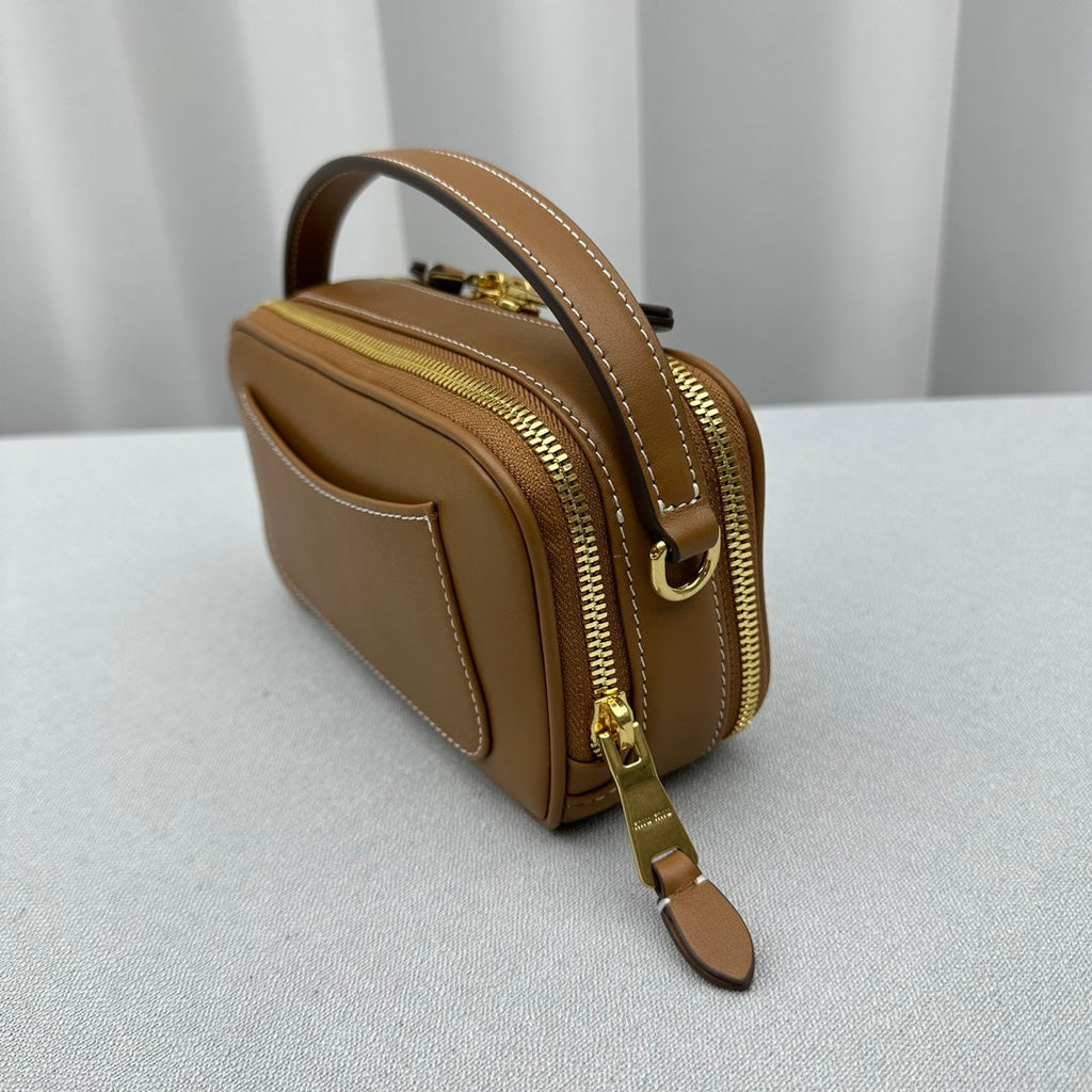 ＭＩ ＭＵ ARCADIE LEATHER BAG OAK