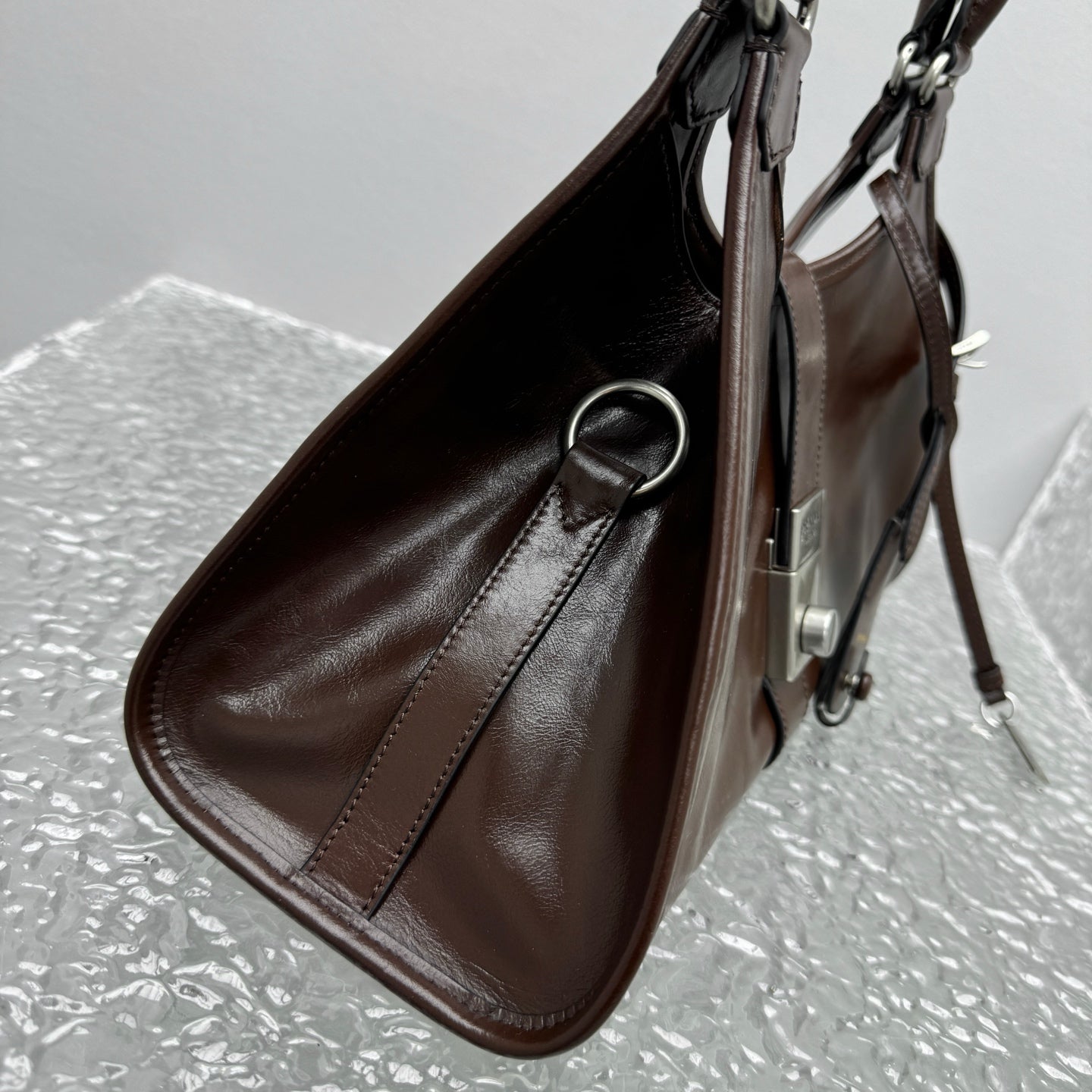 ＰＲＤＡ MEDIUM LEATHER TOTE BAG DARK BROWN