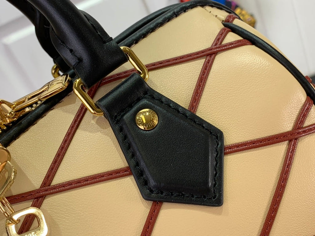 ＬＳ ＶＴＴＯＮ SPEEDY BANDOULIÈRE 20