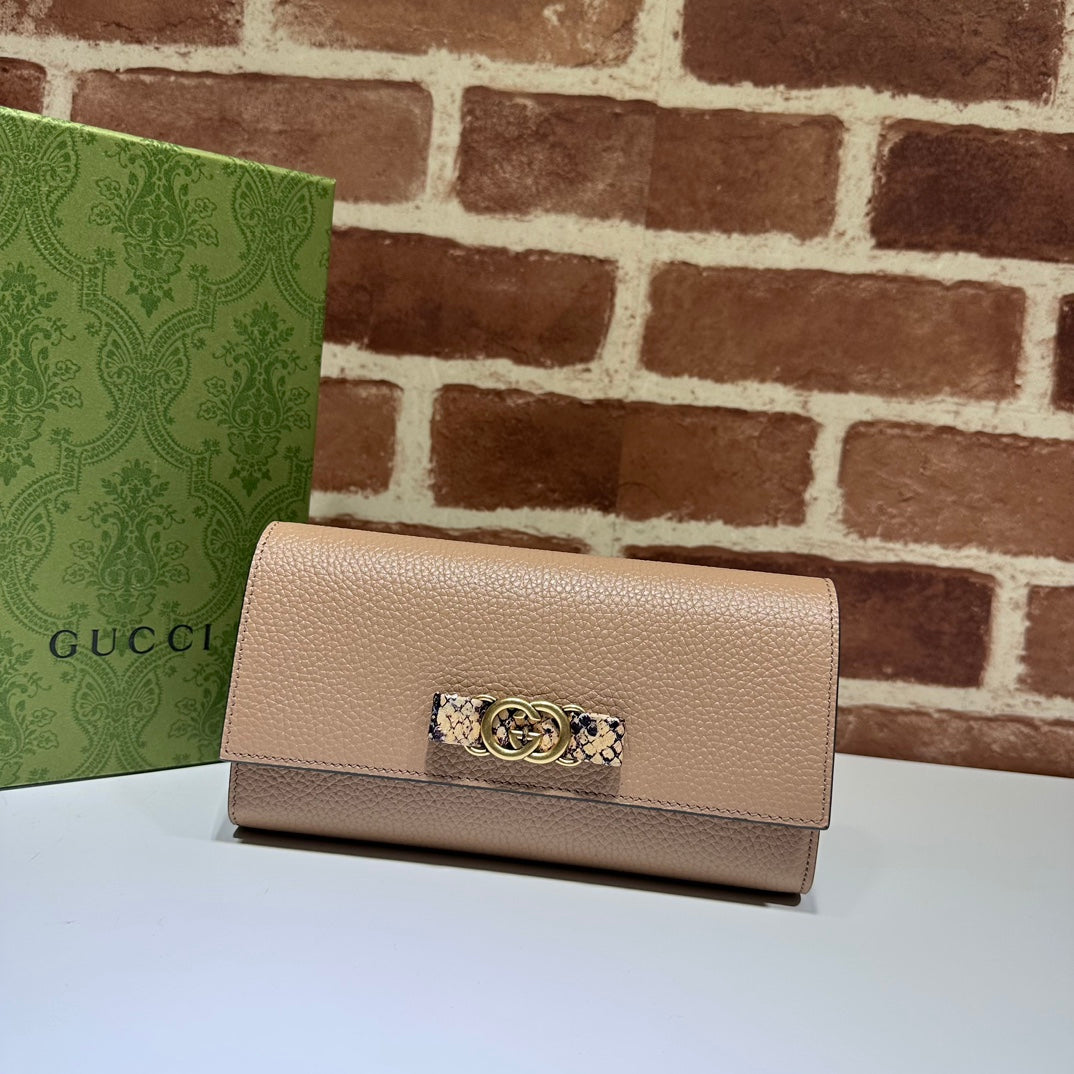 ＧＣＣＩGG INTERLOCKING LONG WALLET NUDE BEGIE