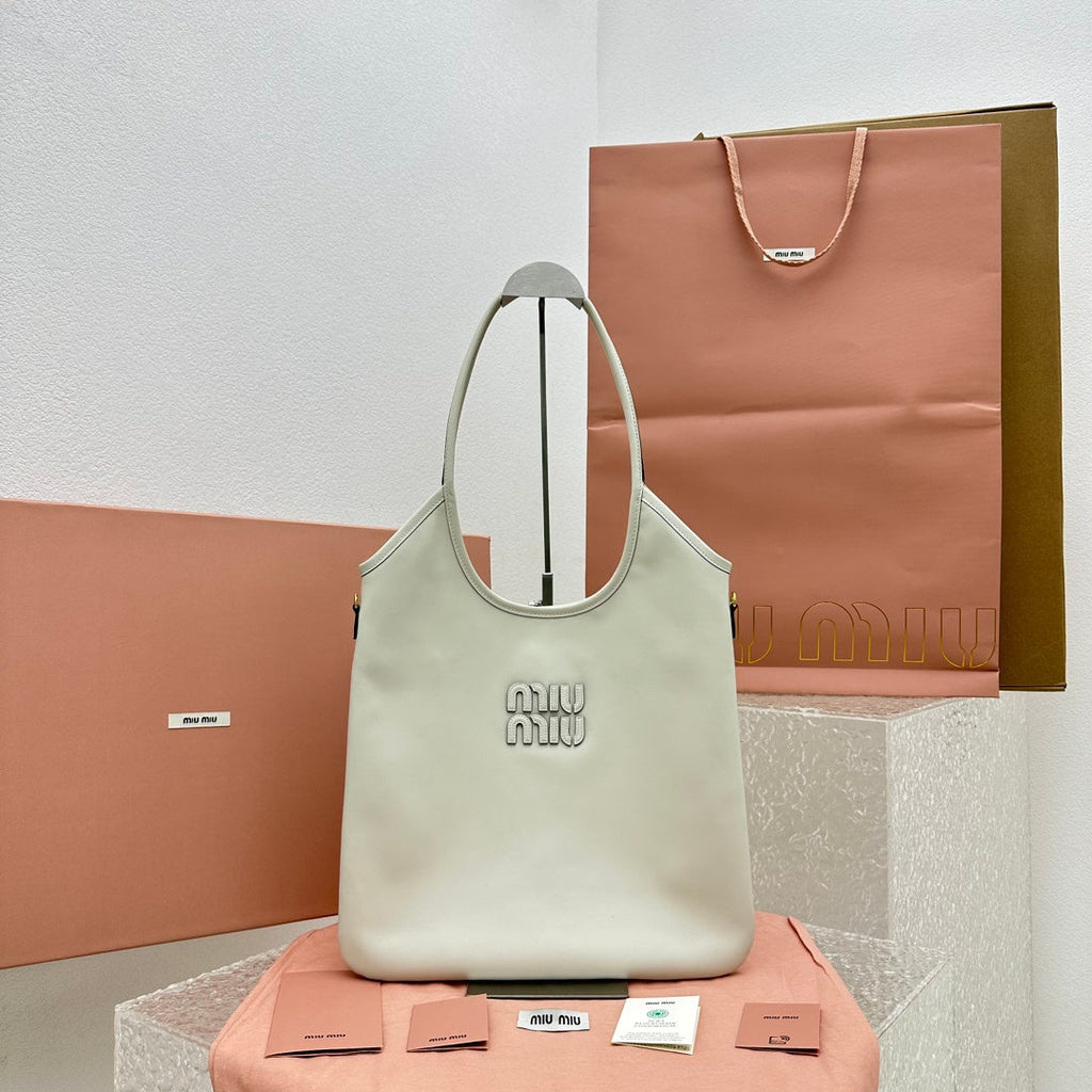 ＭＩ ＭＵ IVY LEATHER BAG CHALK WHITE