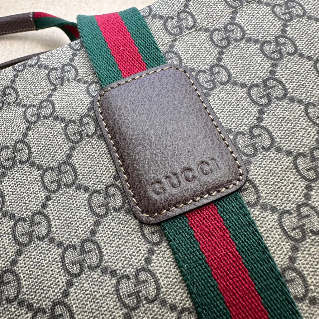 ＧＣＣＩGG CANVAS TOTE BAG