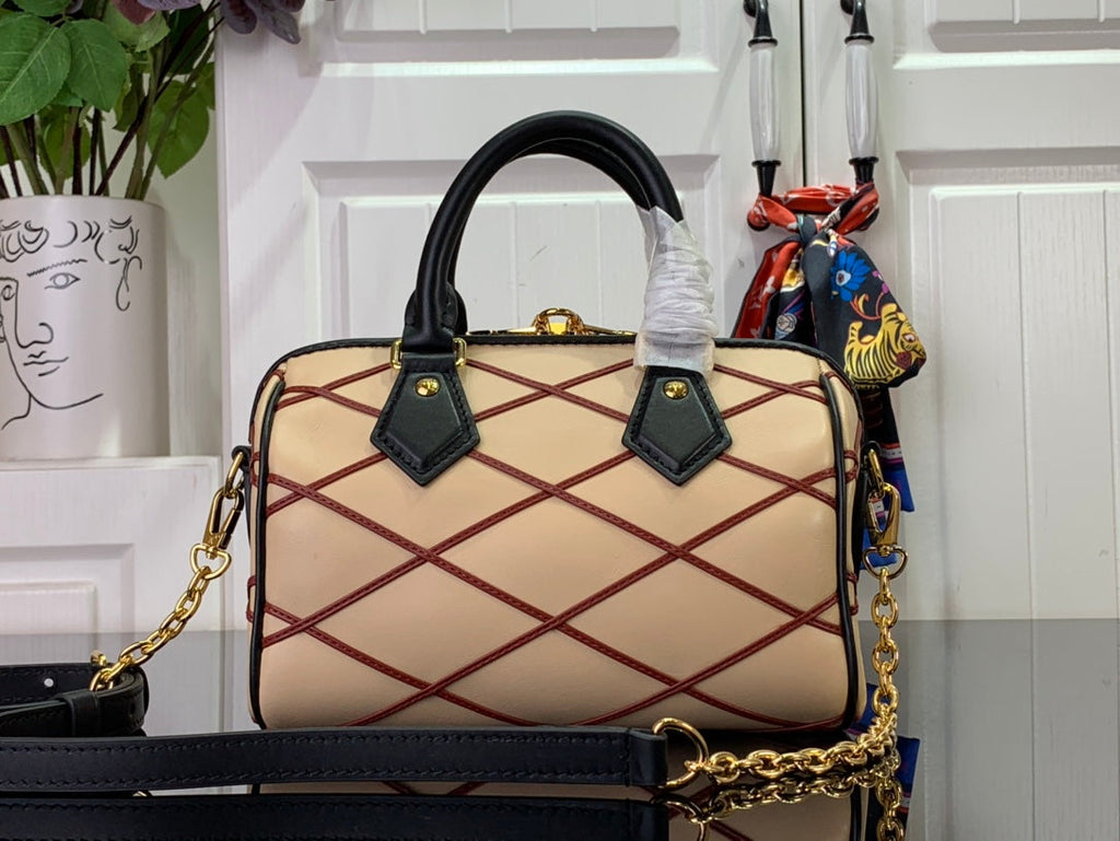 ＬＳ ＶＴＴＯＮ SPEEDY BANDOULIÈRE 20