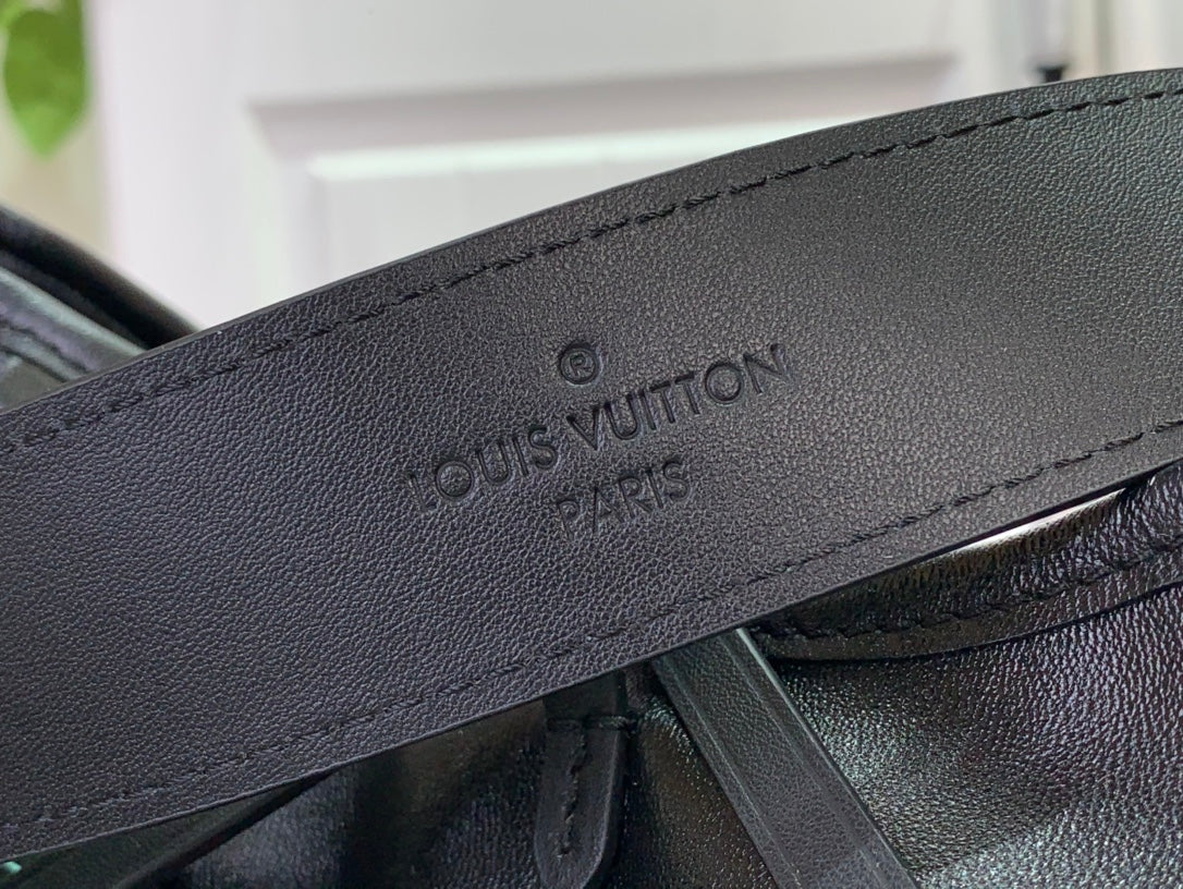 ＬＳ ＶＴＴＯＮ CARRYALL VIBE MM