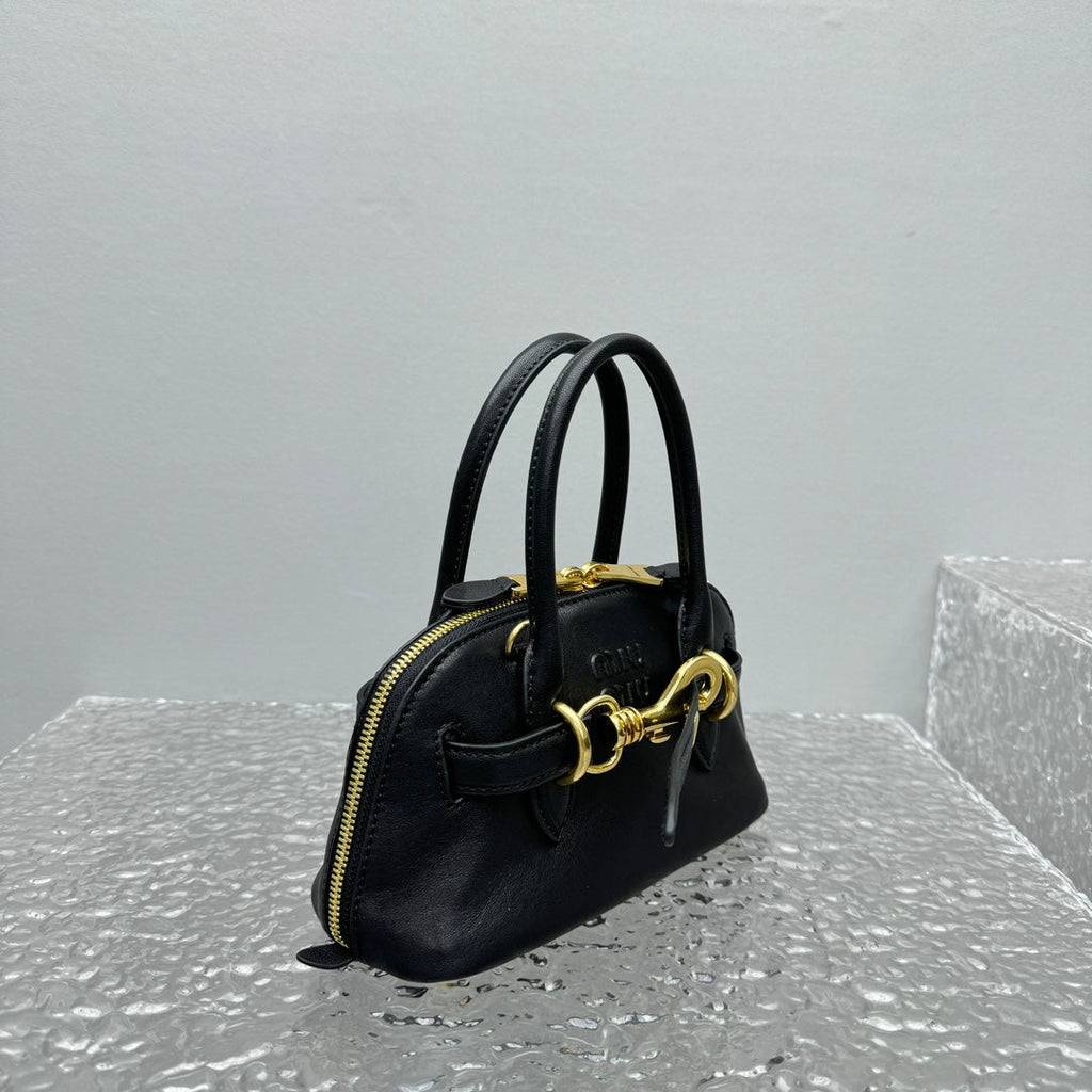 ＭＩ ＭＵ AVENTURE MINI NAPPA LEATHER BAG BLACK