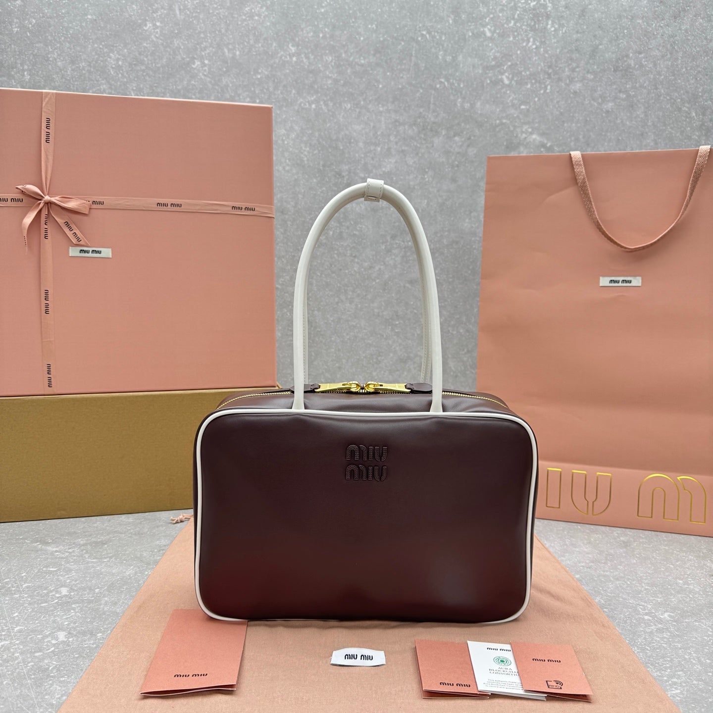 ＭＩ ＭＵ MATELASSÉ NAPPA LEATHER BAG DARK BROWN